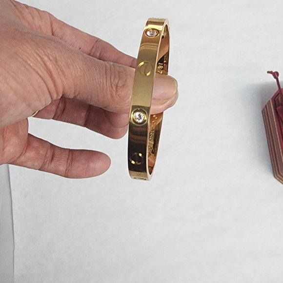 Bracelets - Picture 8 of 10